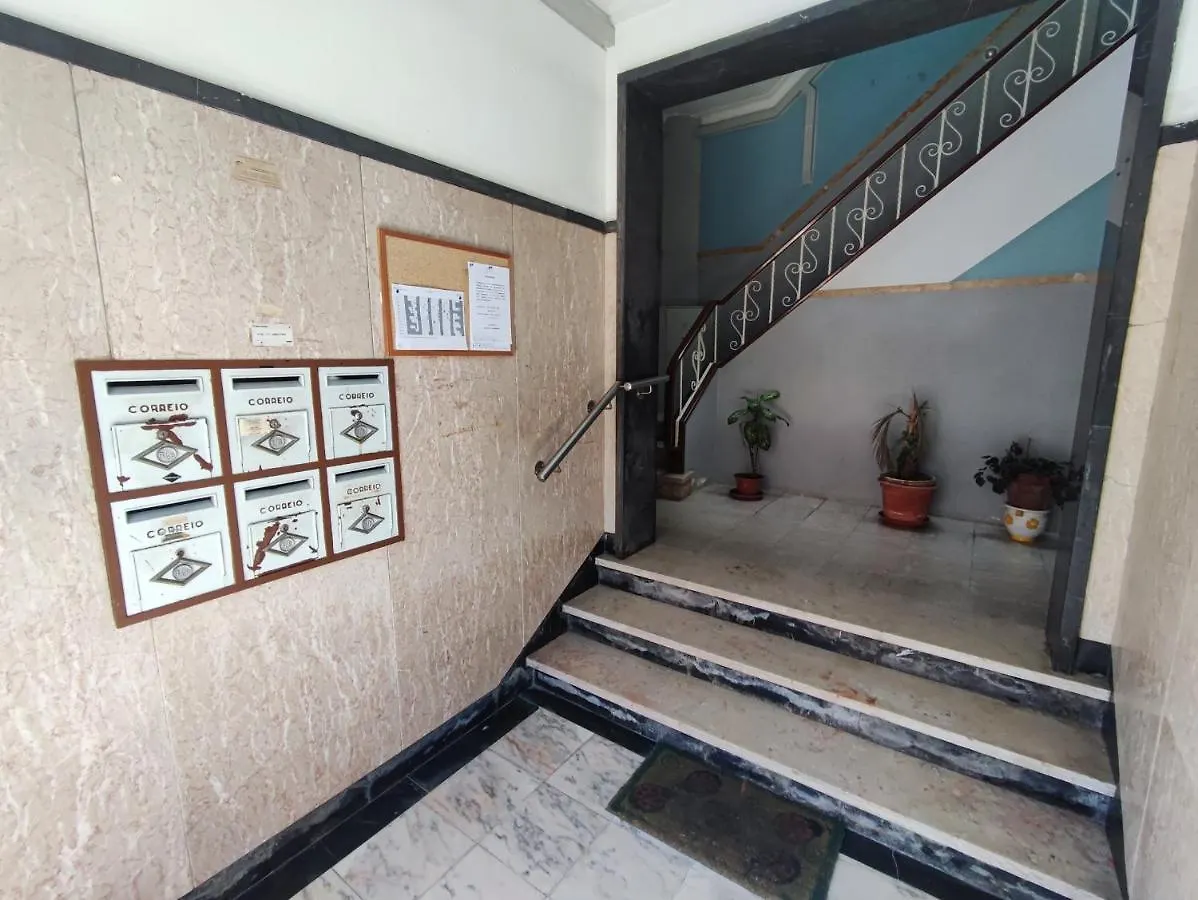 Appartamento Lisbon Traditional T2 With Balcony In Damaia, Lisbon Amadora Portogallo